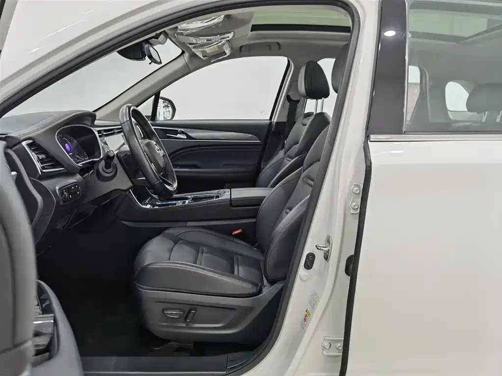 GAC Trumpchi Trumpchi GS4 PLUS 2022 390T Automatic Galaxy Edition фото 10
