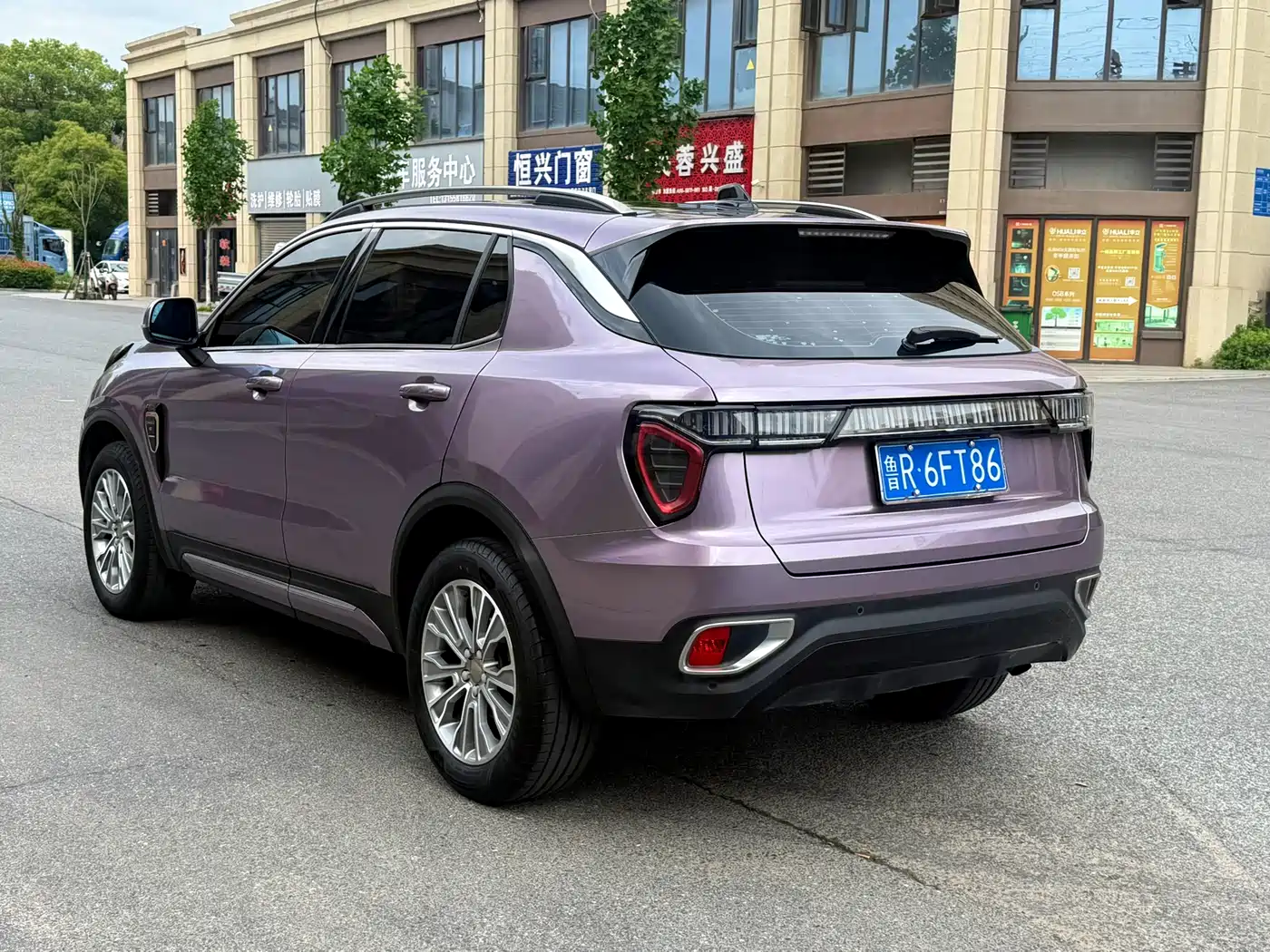 Lynk & Co 01 2018 2.0T 2WD Type+ Edition фото 7
