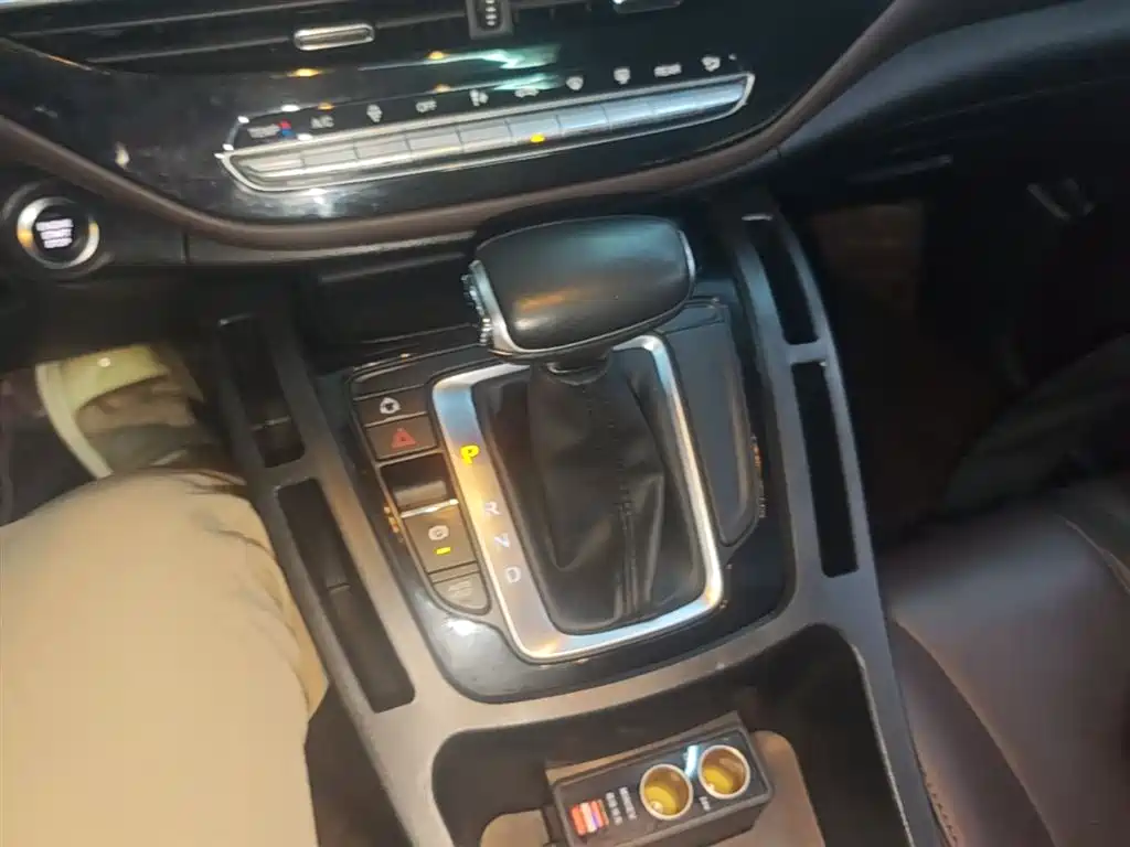 GAC Trumpchi Trumpchi M6 2019 270T DCT Luxury Edition (7-seater) (China VI) фото 14