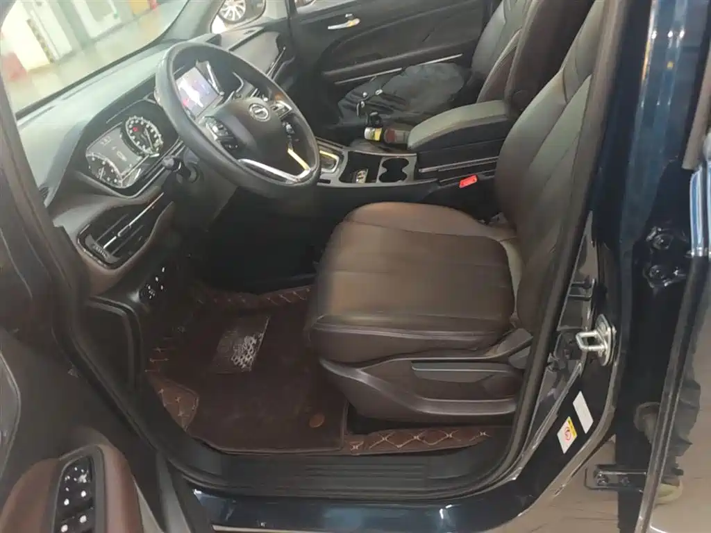GAC Trumpchi Trumpchi M6 2019 270T DCT Luxury Edition (7-seater) (China VI) фото 15