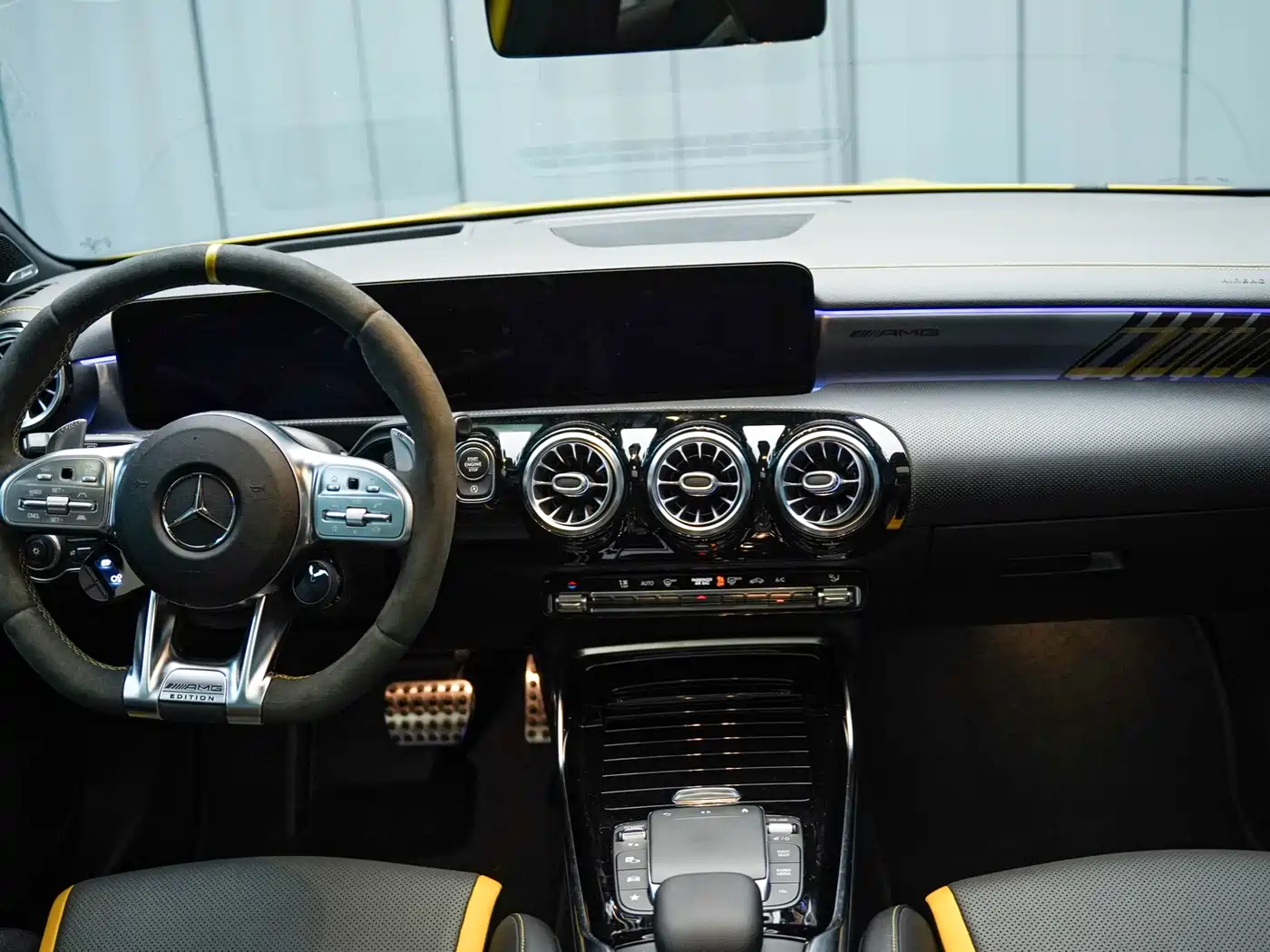 Mercedes-Benz A-Class AMG (Import) 2020 Facelift AMG A 45 S 4MATIC+ Pioneer Special Edition фото 6