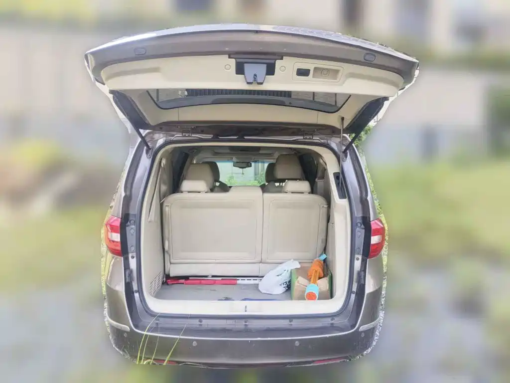 Фото 5 - Buick GL8