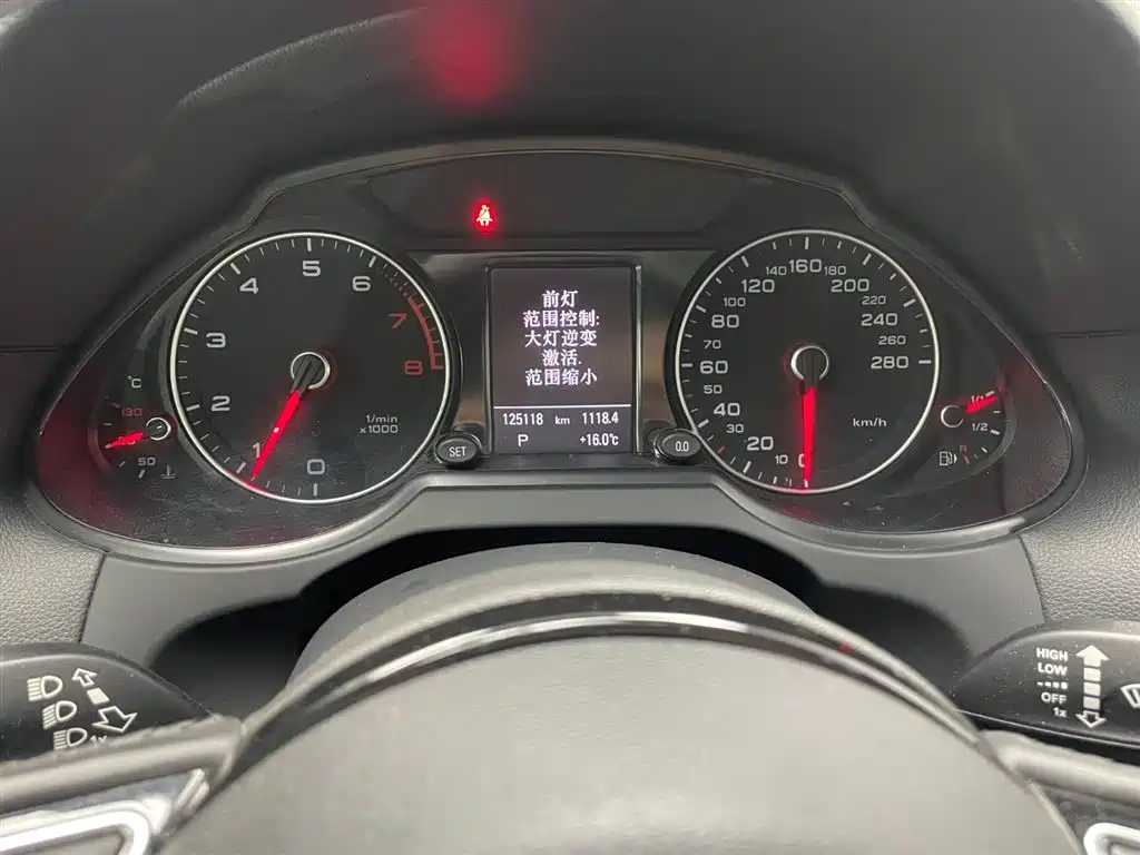 Audi Q5 2017 Plus 40 TFSI Technology фото 14