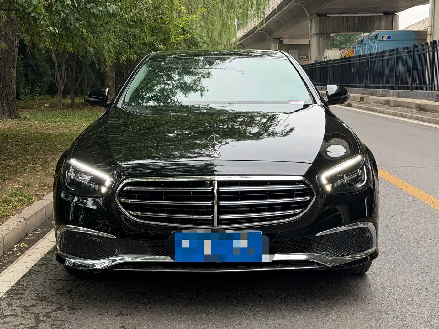 Mercedes-Benz E-Class 2023 E 300 L Luxury фото 2