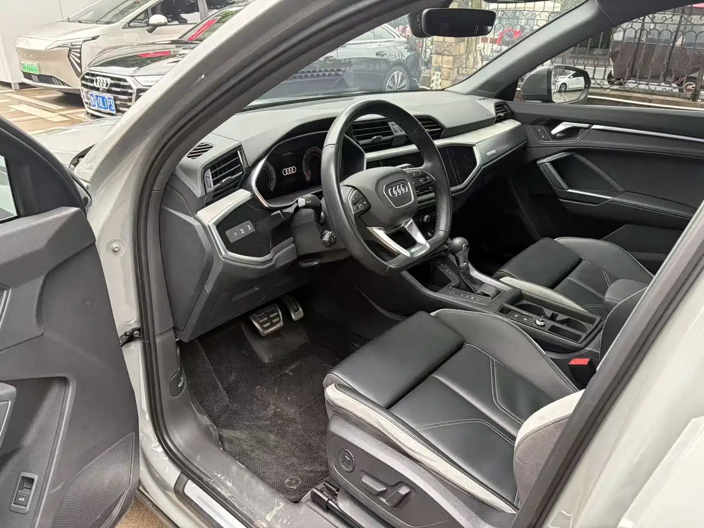 Audi Q3 2024 35 TFSI Fashion Sport фото 6