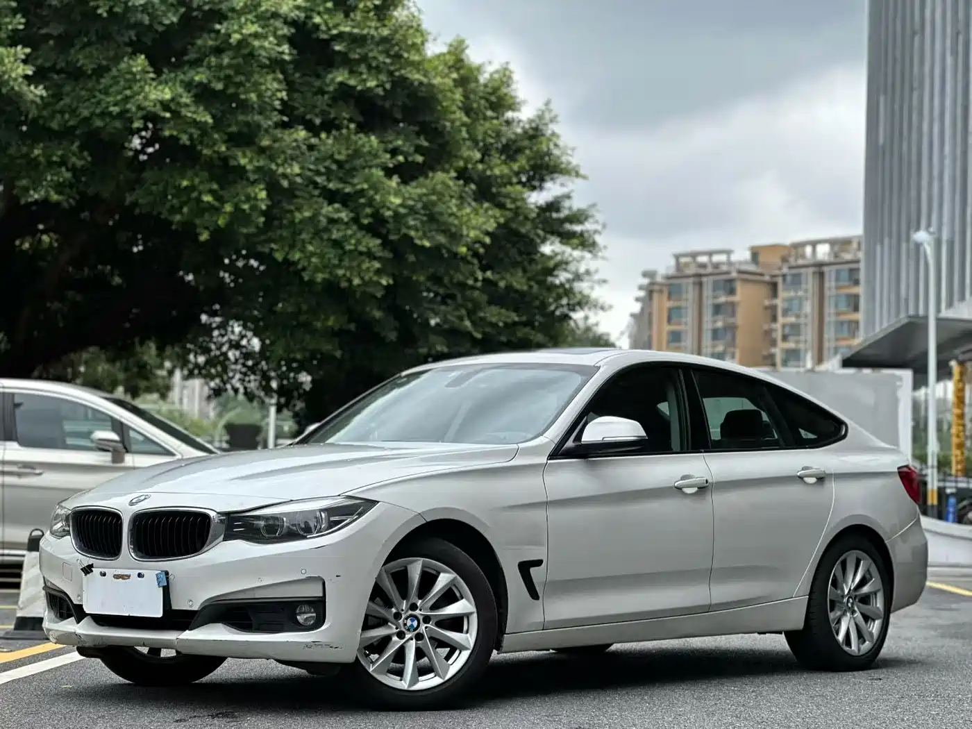 BMW 3 Series GT 2018 320i Fashion