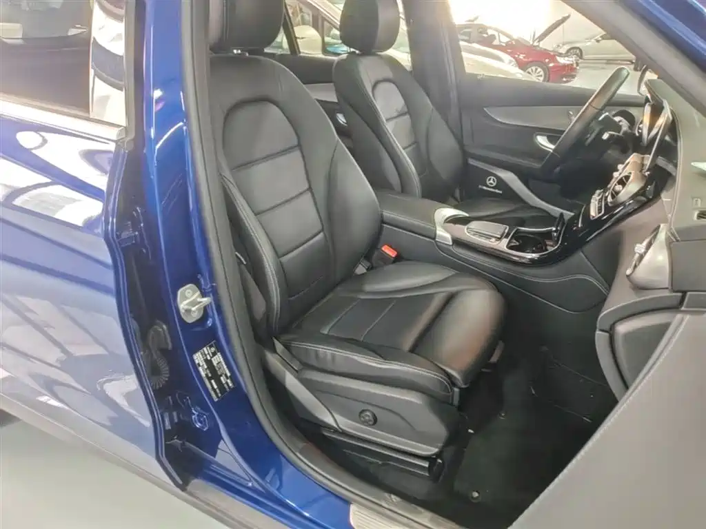 Mercedes-Benz GLC 2020 GLC 260 L 4MATIC Dynamic фото 25