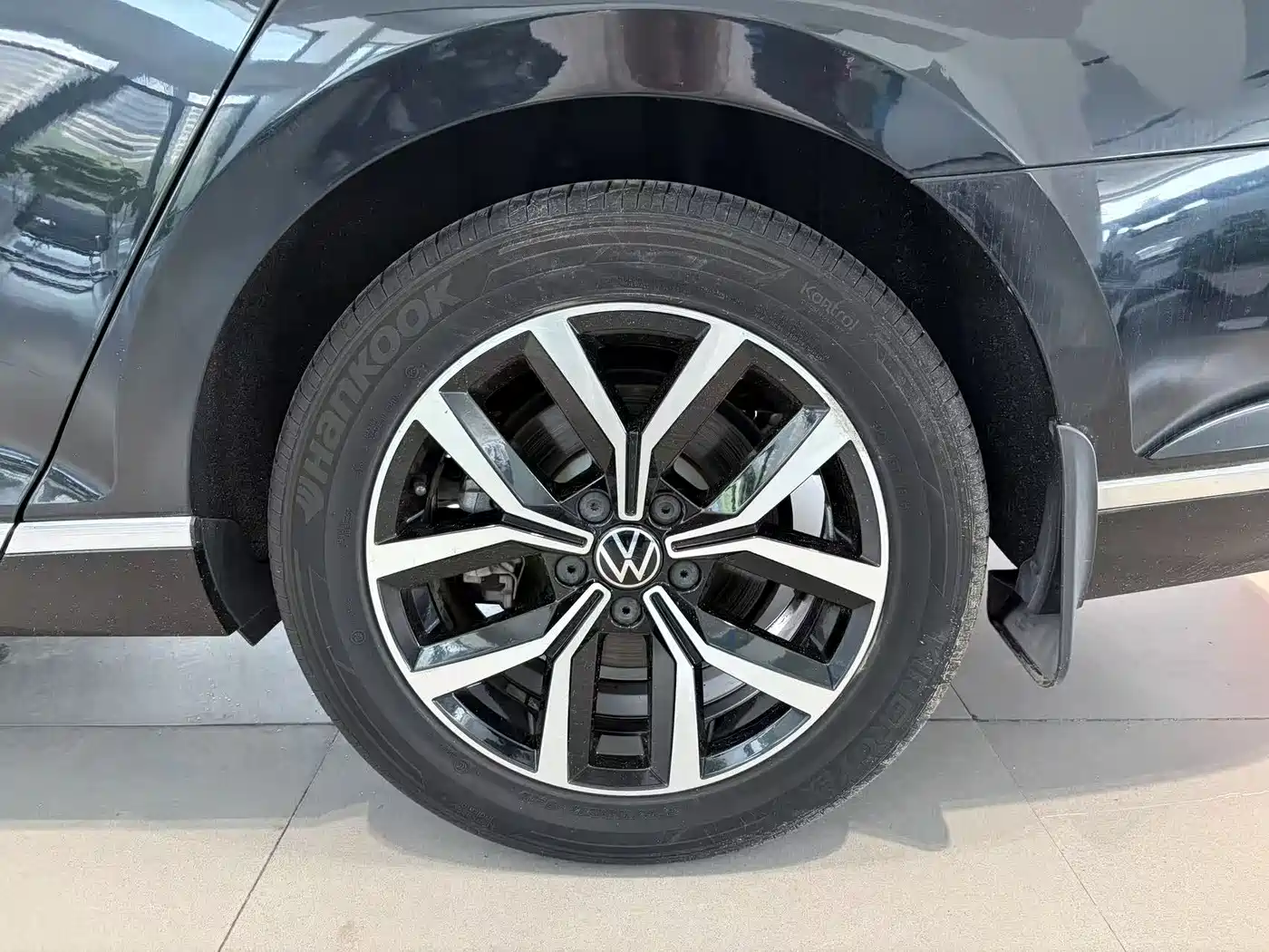 Volkswagen Magotan 2020 330TSI DSG Leading фото 18