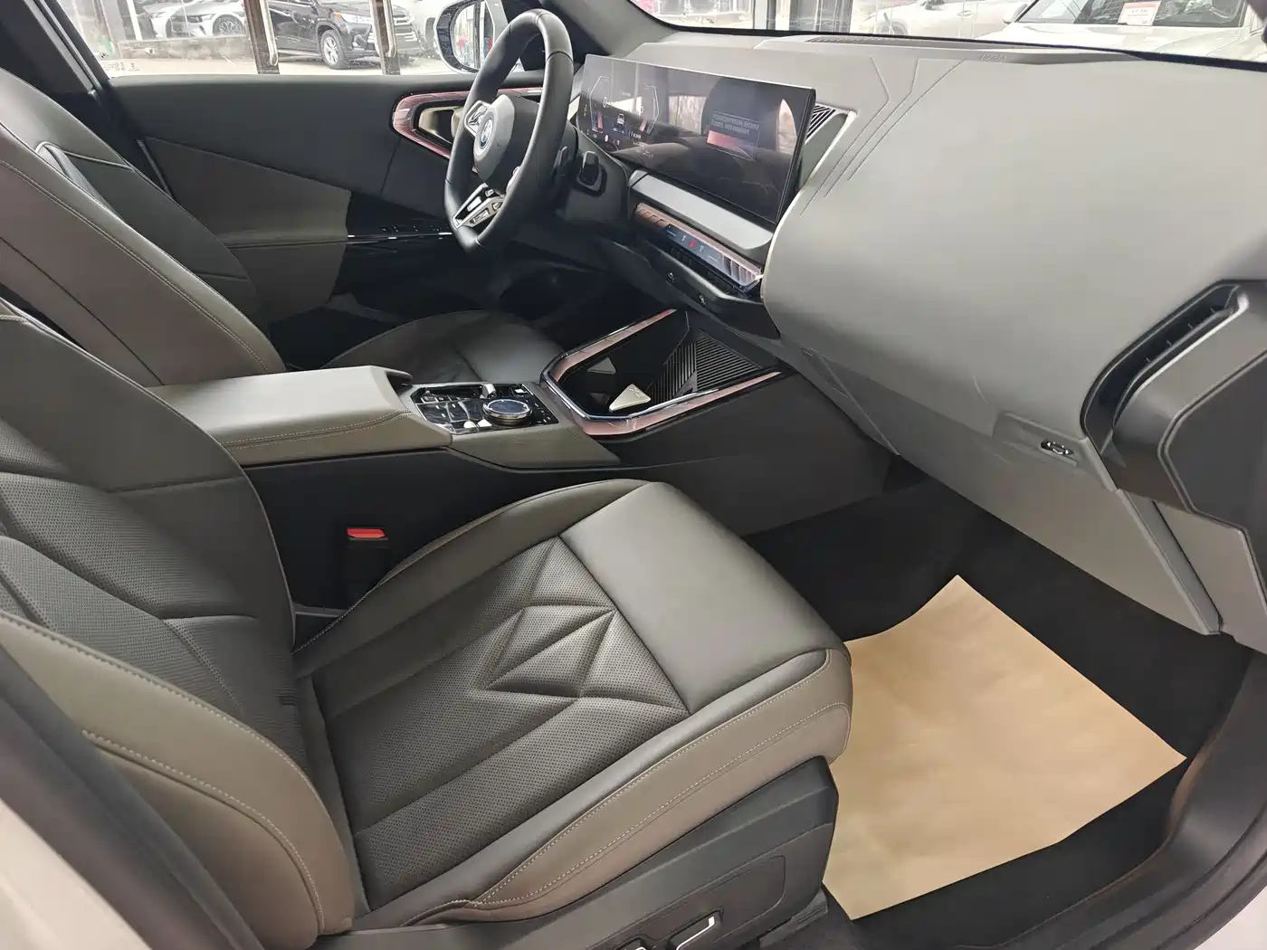 BMW X3 2025 xDrive30L Leading M Sport Package фото 13