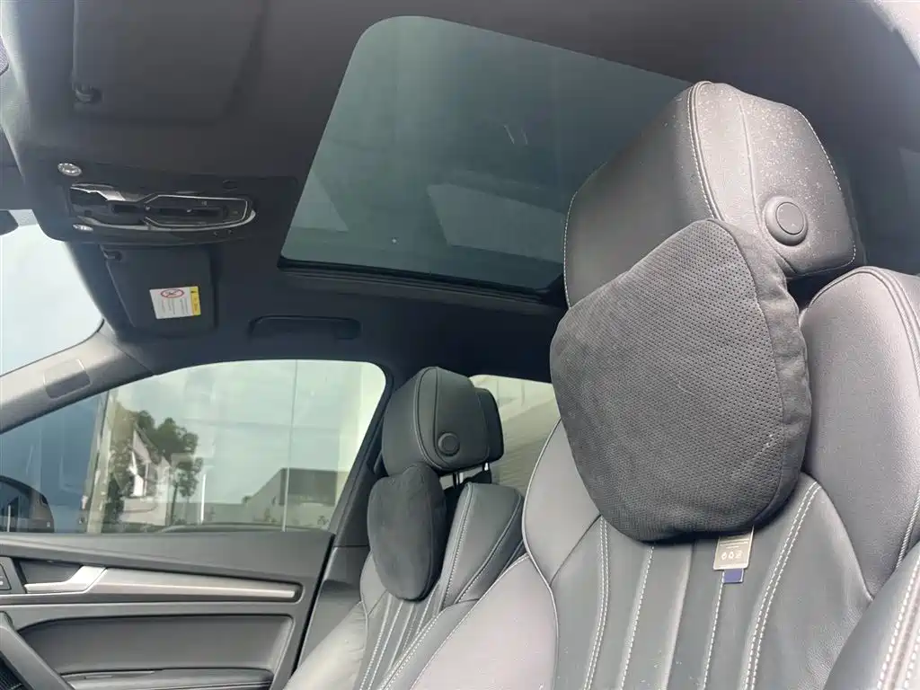 Audi Q5L 2023 45T Luxury Dynamic фото 10