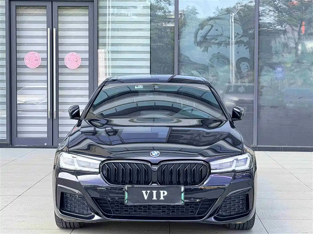 BMW 5 Series New Energy 2022 Facelift 535Le M Sport Package фото 2