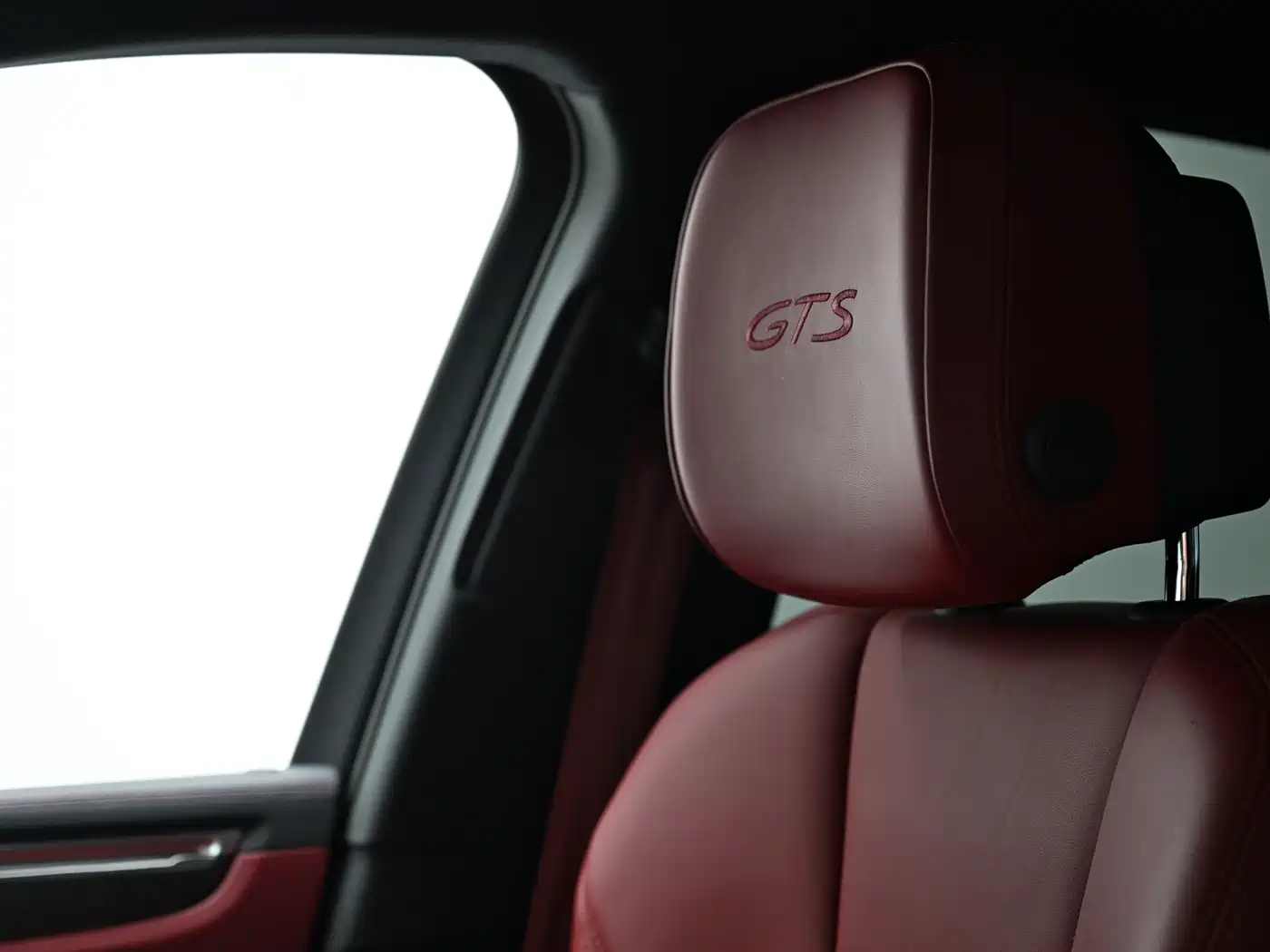 Porsche Macan 2023 Macan GTS 2.9T фото 10