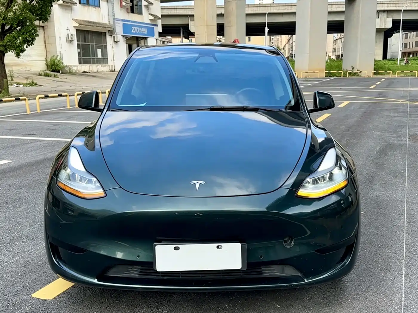 Фото 6 - Tesla Model Y