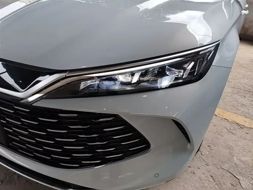 BYD Qin L 2026 DM-i 128KM Progressive фото 24