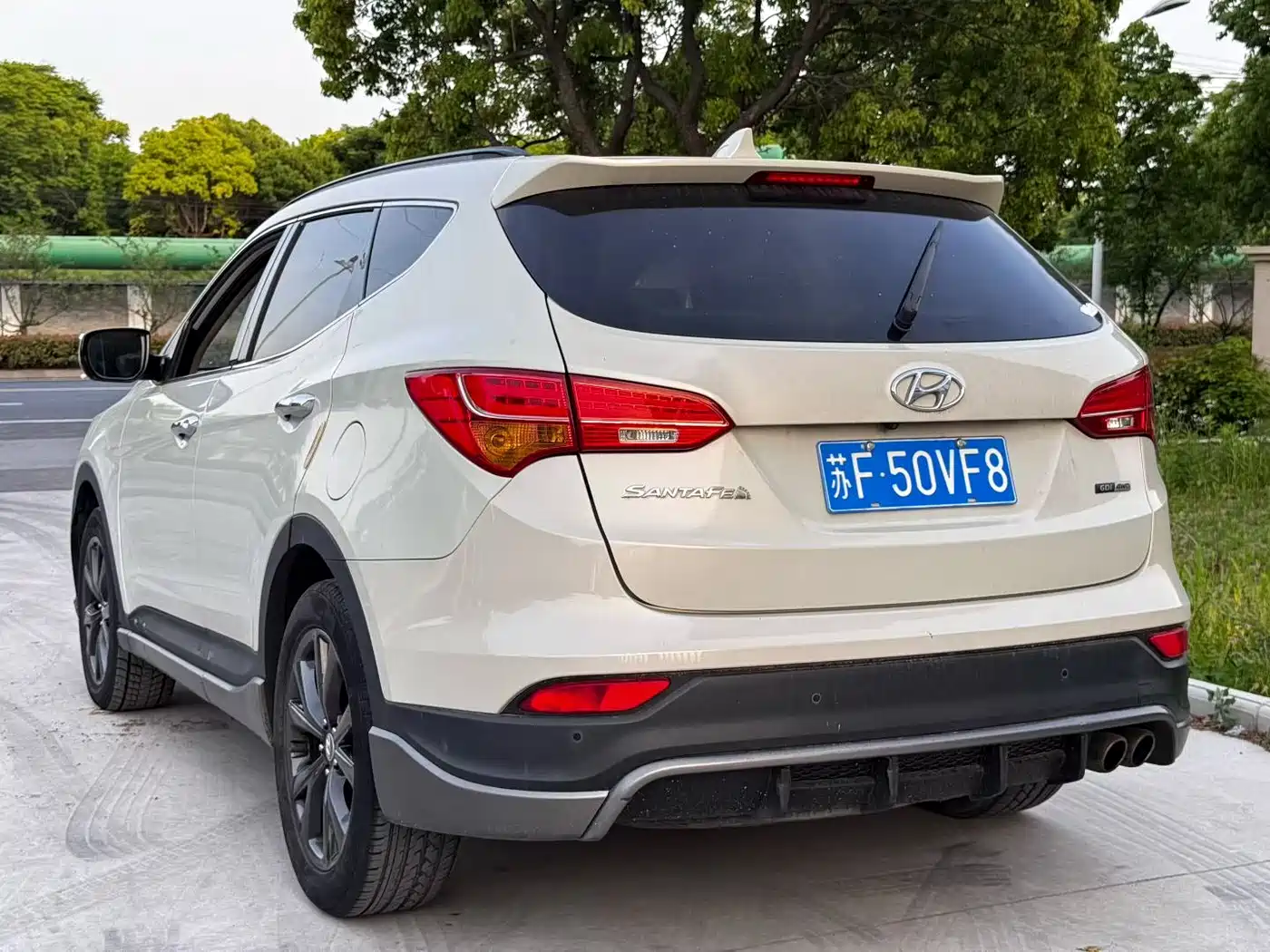 Hyundai Santa Fe (Import) 2013 3.0L 4WD Flagship Edition 7-Seater Euro V фото 8