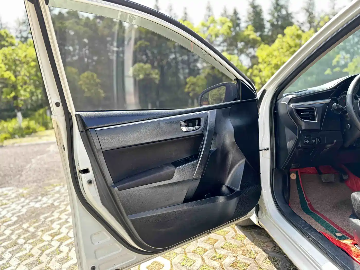 Toyota Levin 2016 1.6G CVT Elite Edition фото 5