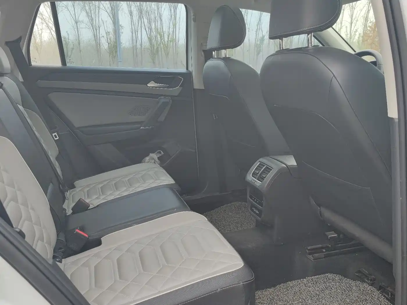 Volkswagen Tayron 2023 330TSI 2WD Luxury Plus Advanced Edition фото 8