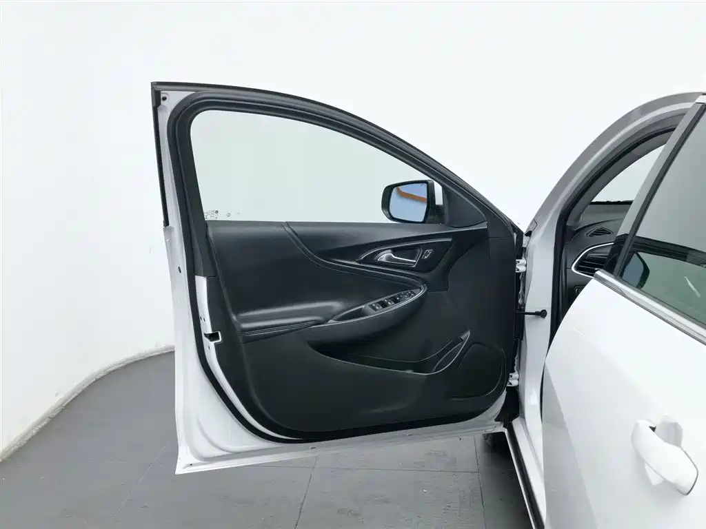 CHEVROLET MAI RUIBAO XL