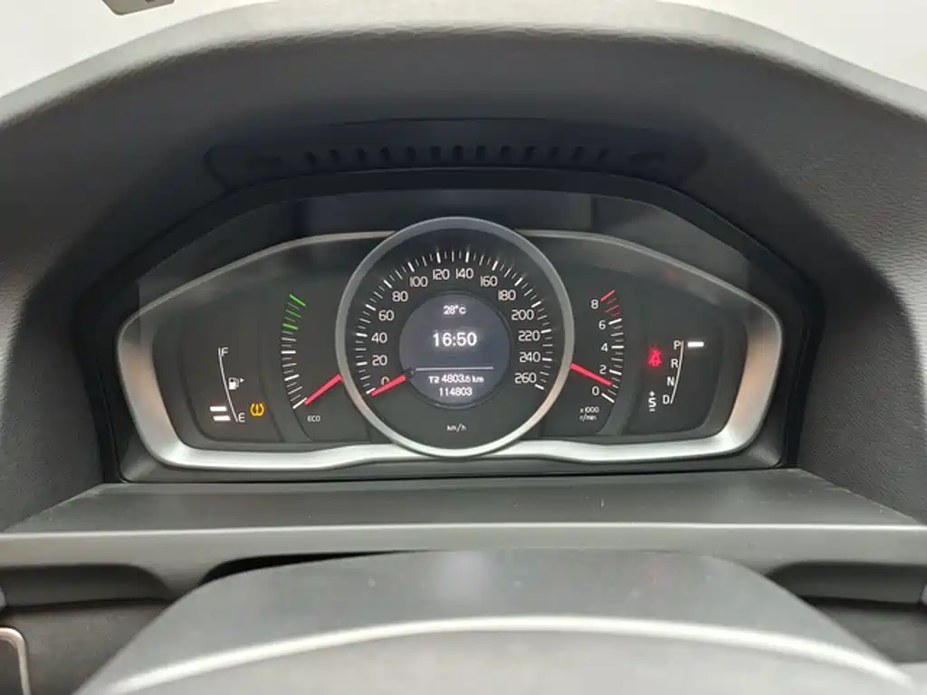 Фото 3 - Volvo S60