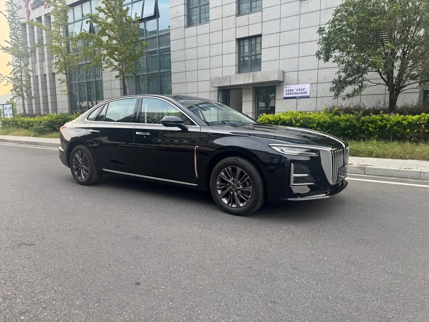 2026 Hongqi H5