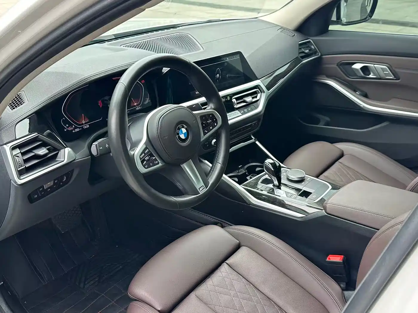 BMW 3 Series 2022 Facelift 325Li M Sport Package фото 4