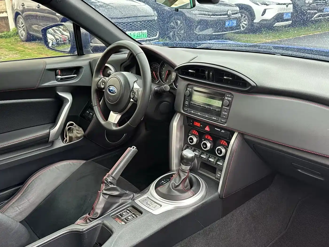 Subaru BRZ 2017 2.0i Automatic type-S Edition фото 6