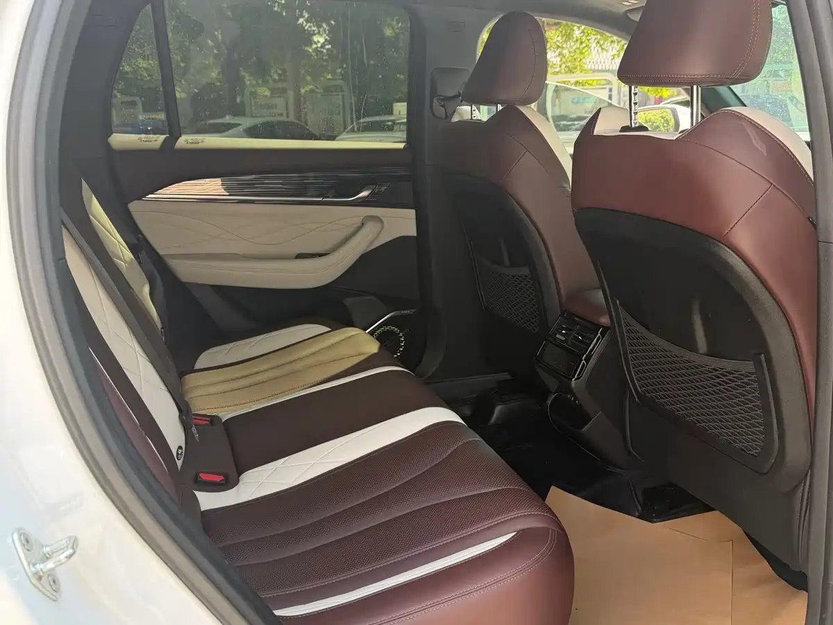 Geely Xingyue L 2021 2.0TD DCT EVO FWD Comfort фото 10