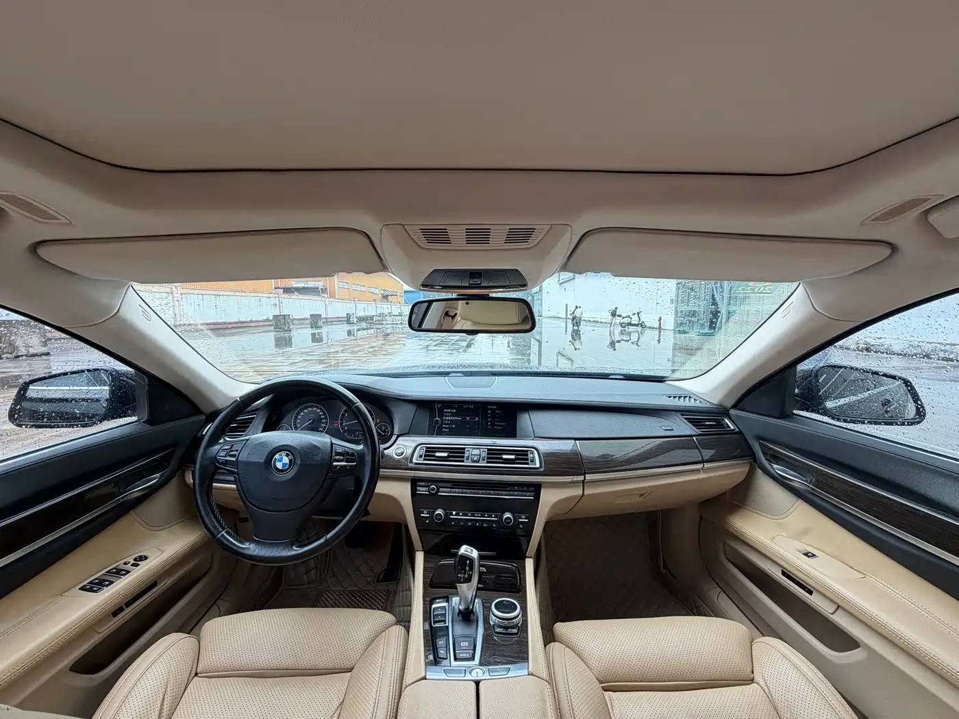 BMW 7 Series 2011 740Li Steinway Limited Edition фото 11