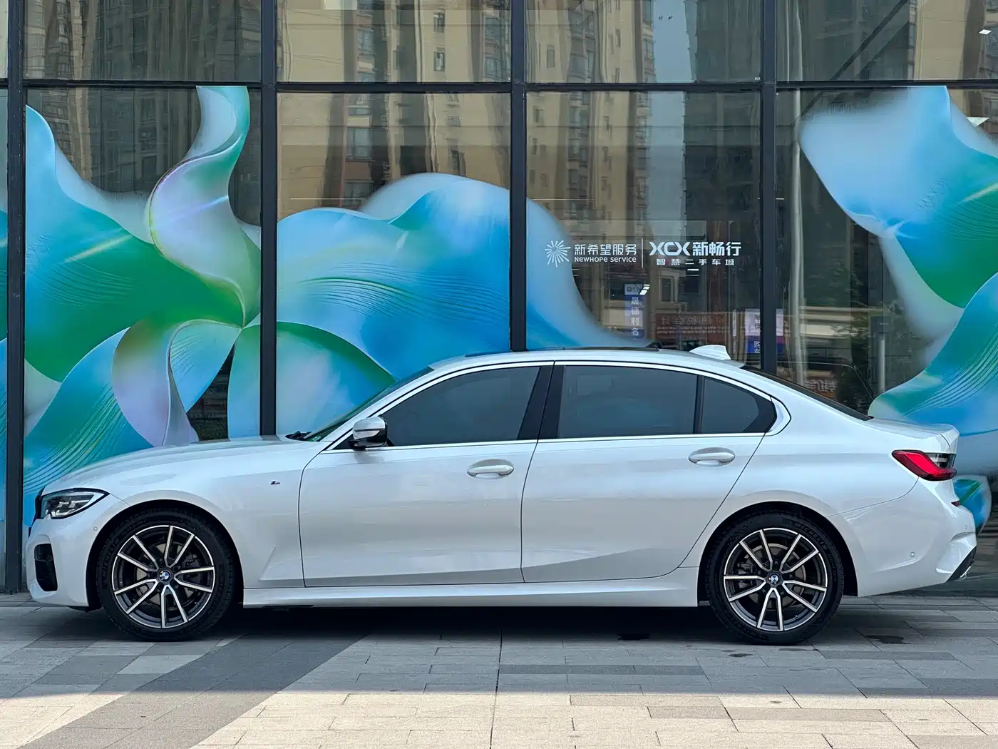BMW 3 Series 2020 325Li M Sport Package фото 4