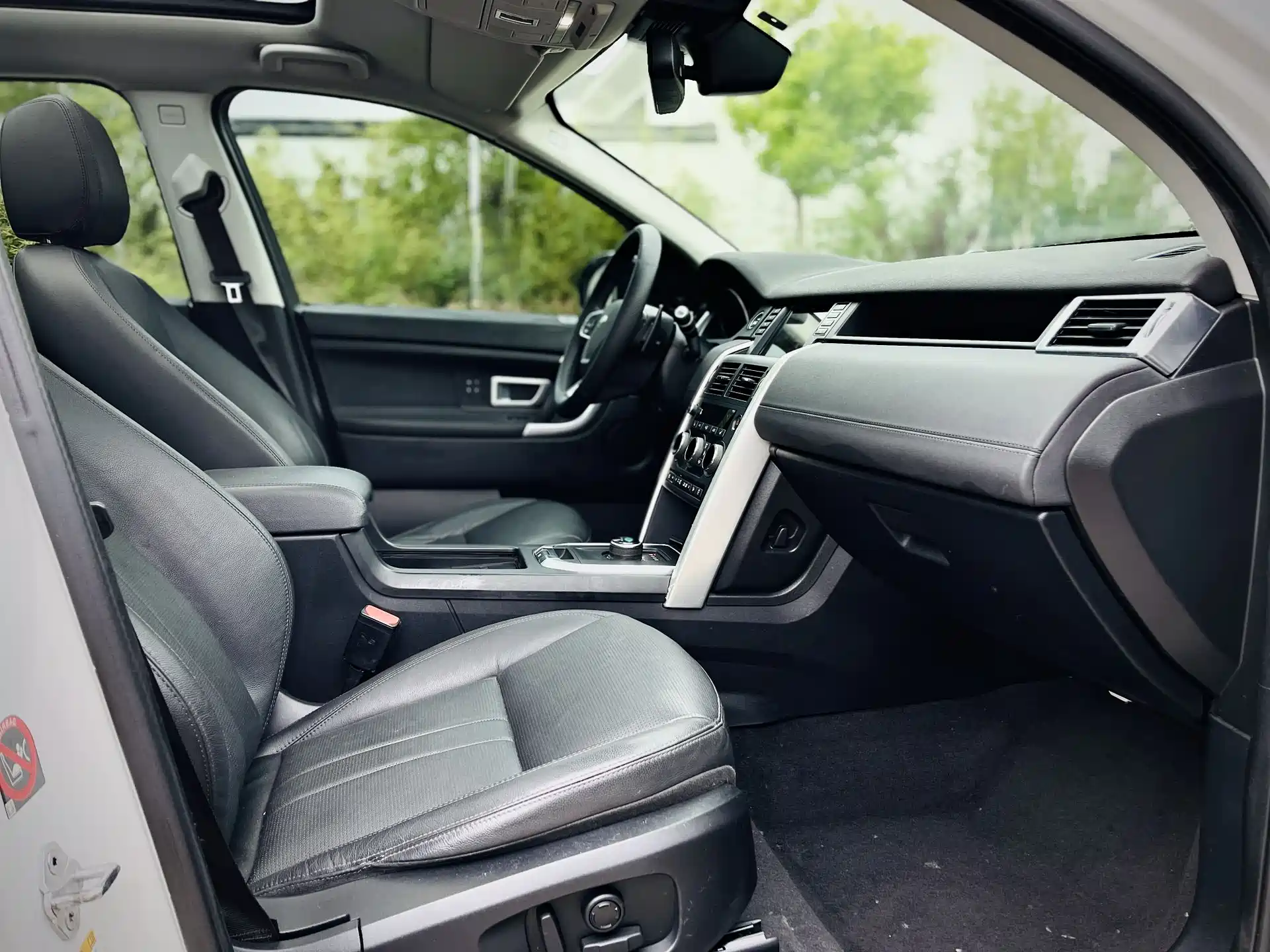 Photo 13 - Land Rover Discovery Sport