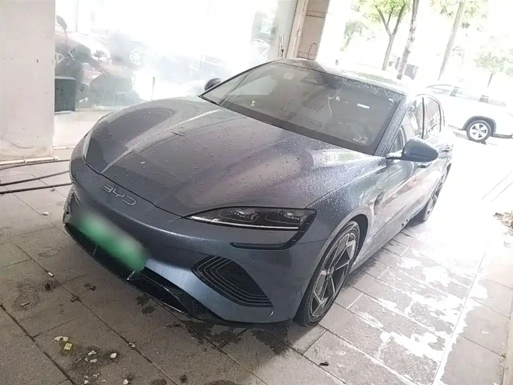 BYD Seal 2022 550km Standard Range RWD Premium