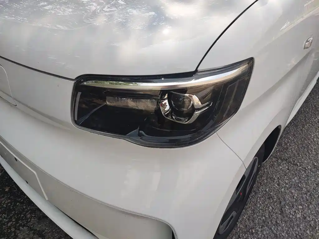 Wuling Motors Wuling Zhiguang NEV 2026 2025 Model 305km Base Version