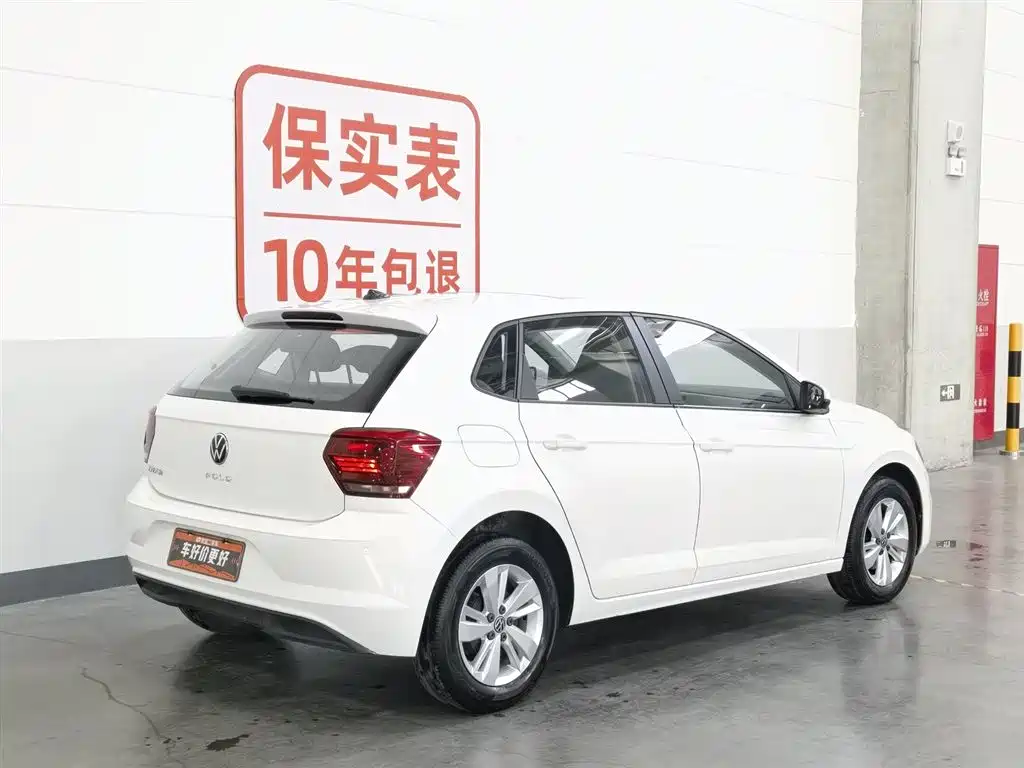 Volkswagen Polo 2021 Plus 1.5L Automatic Panorama Enjoyment Edition фото 2