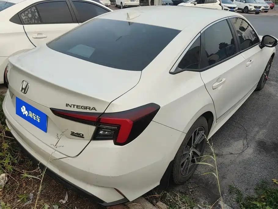 Honda Integra 2025 2023 240TURBO CVT Tech Edition