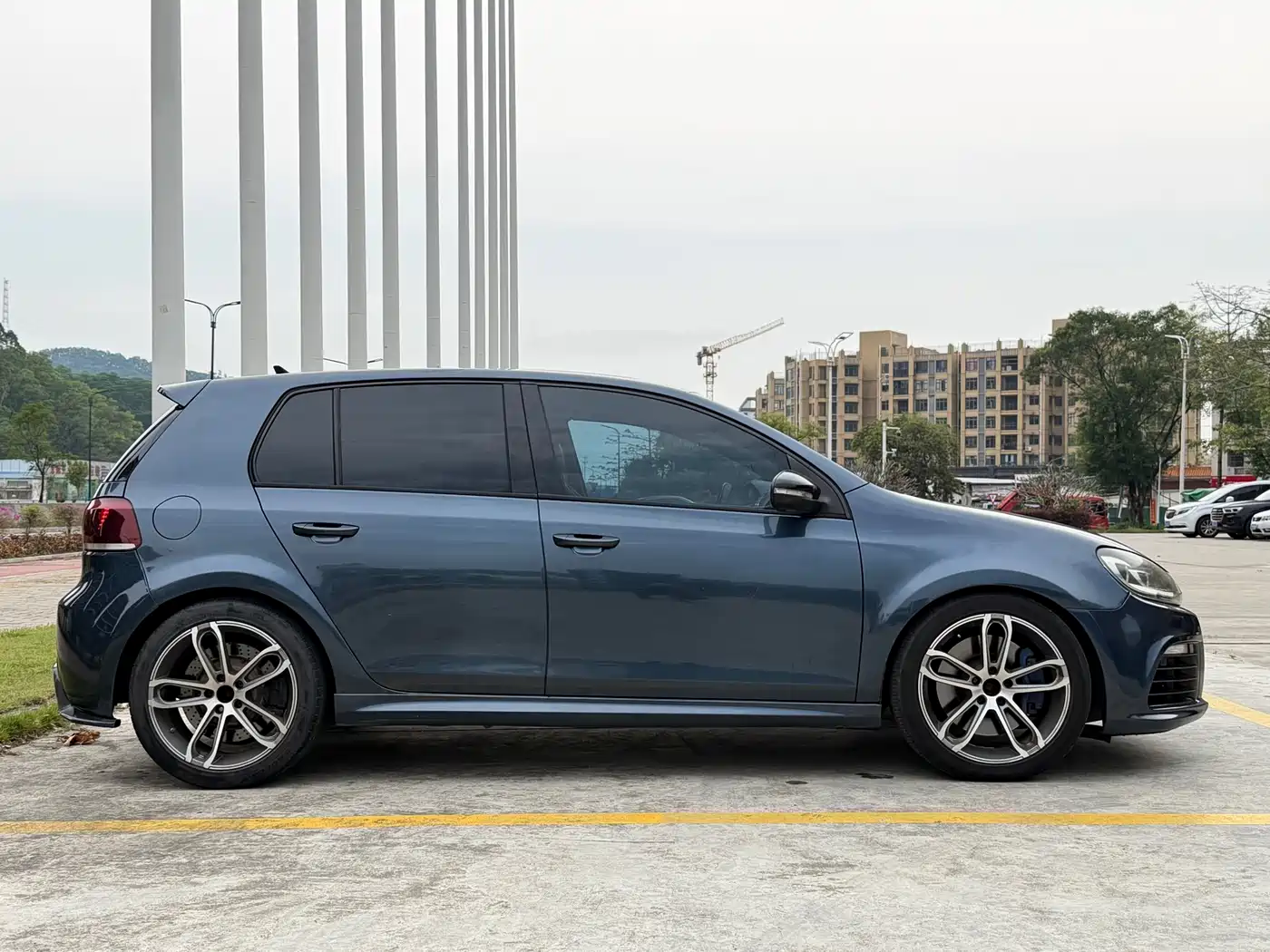 Volkswagen Golf (Import) 2011 2.0TSI R фото 10