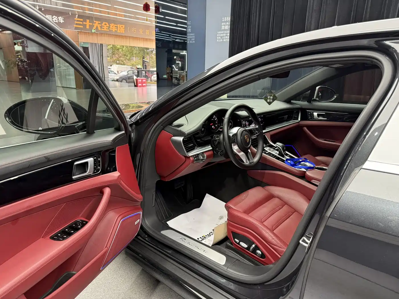Porsche Panamera 2019 Panamera 4 Executive Long Wheelbase 2.9T фото 4