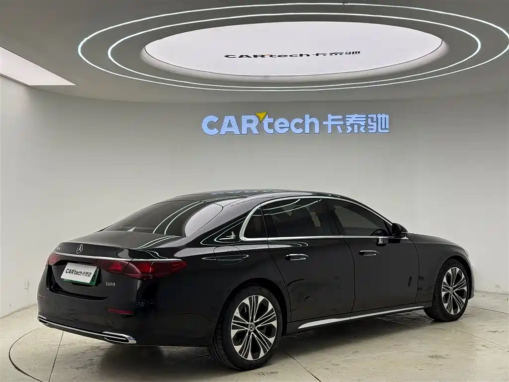 Mercedes-Benz E-Class New Energy 2024 E 350 e L Plug-in Hybrid Sedan фото 3