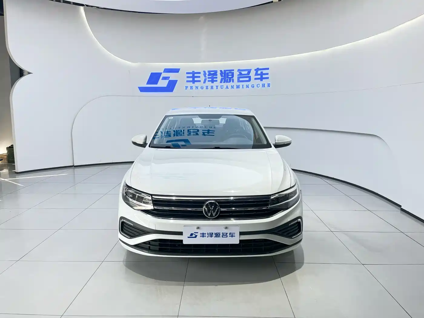 Volkswagen Bora 2024 200TSI DSG Smooth Ride Edition фото 3