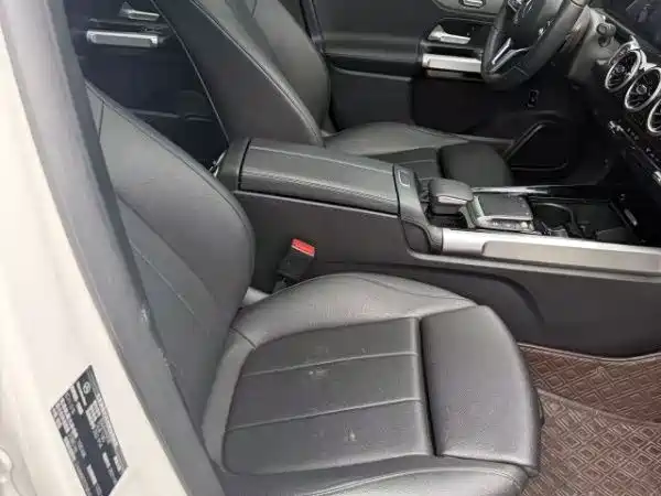Mercedes-Benz GLB 2020 GLB 180 Dynamic фото 4
