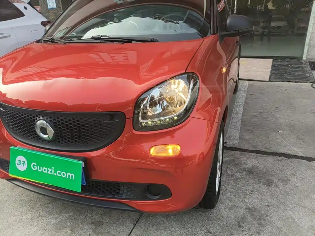 smart forfour 2018 2018 1.0L 52kW Agile Edition