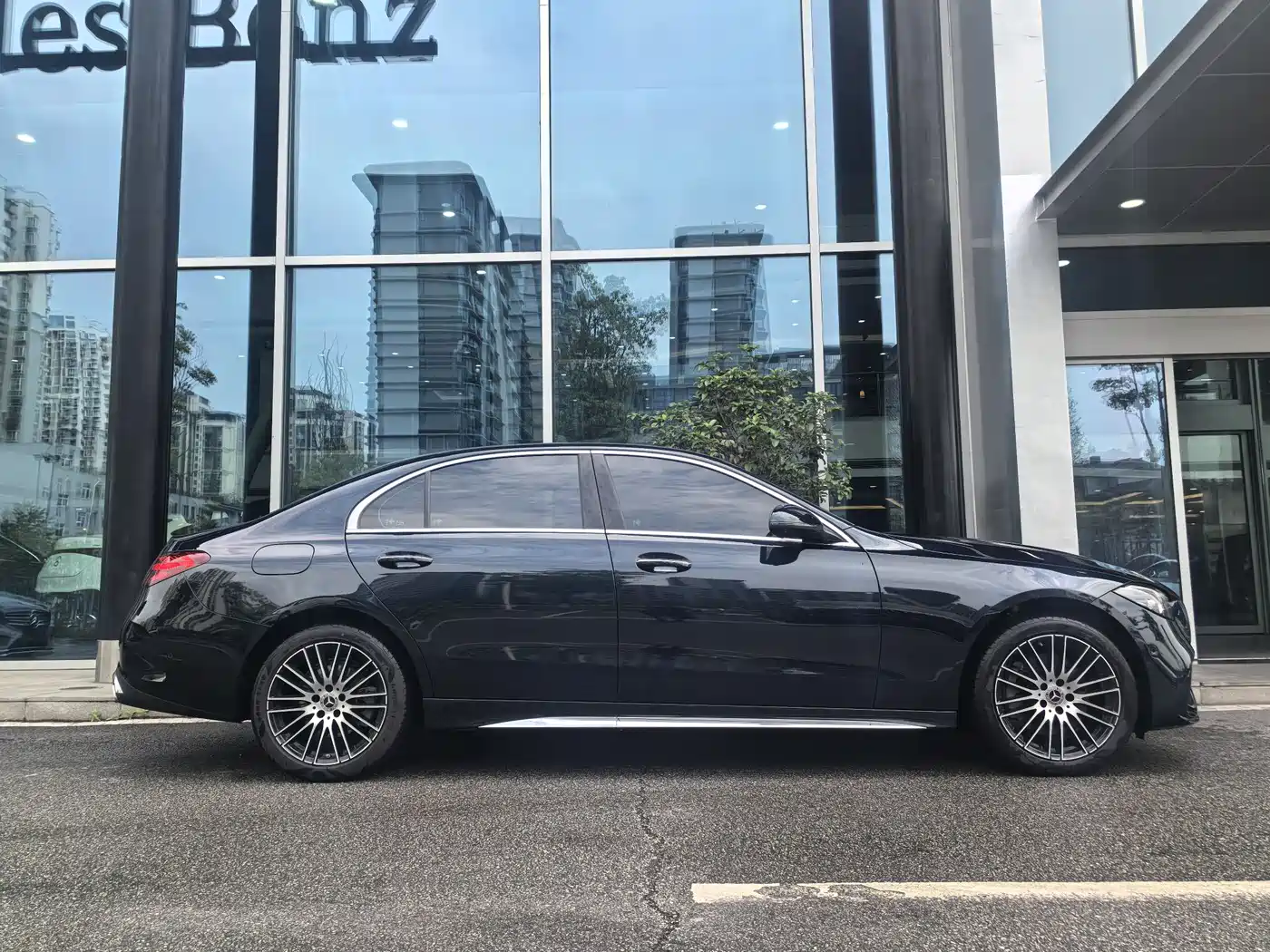 Mercedes-Benz C-Class 2026 C 260 L Sport фото 4
