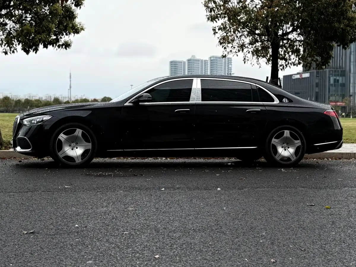 MERCEDES-BENZ MAYBACH S CLASS
