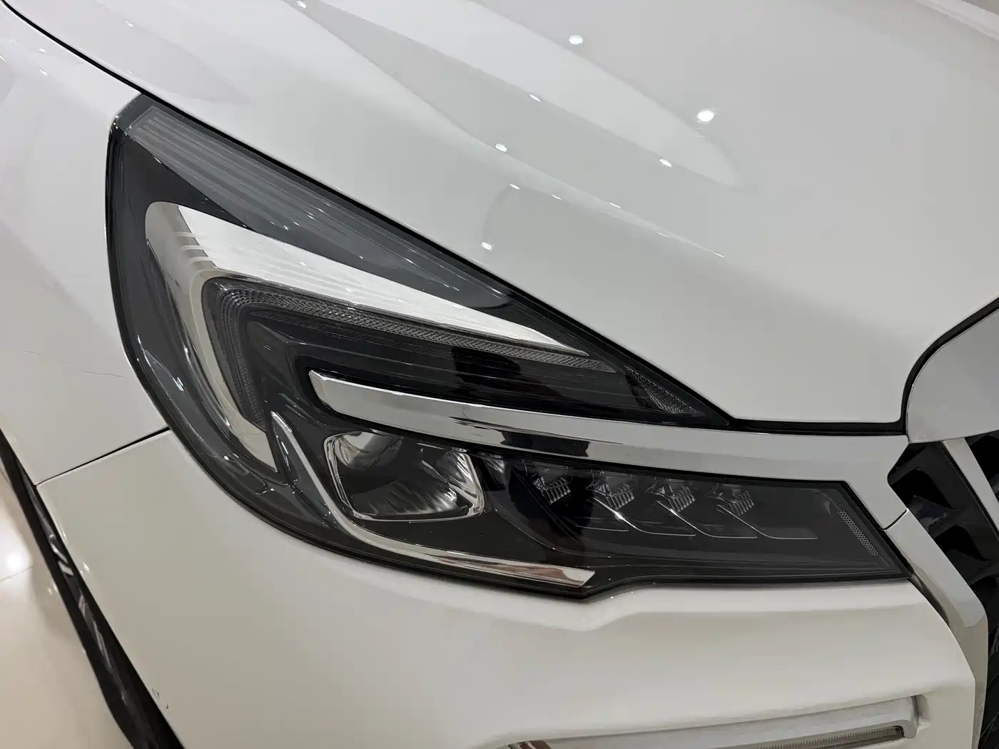 Фото 8 - Buick GL8