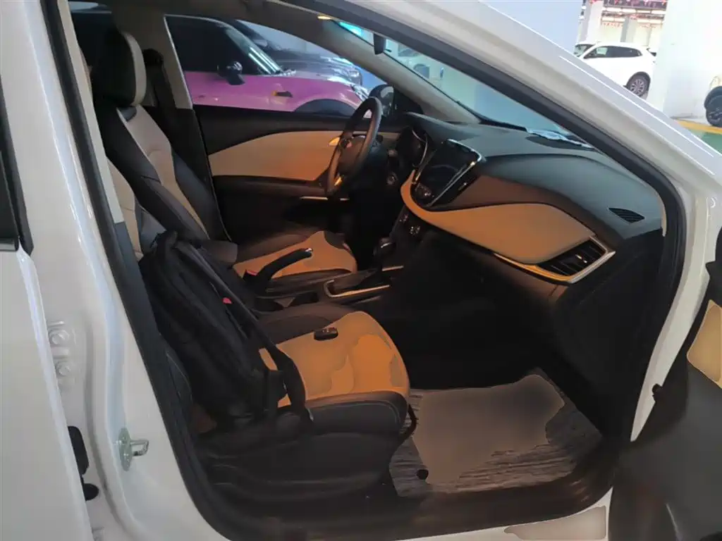 Chevrolet Monza 2020 320 Auto Joy Edition фото 25