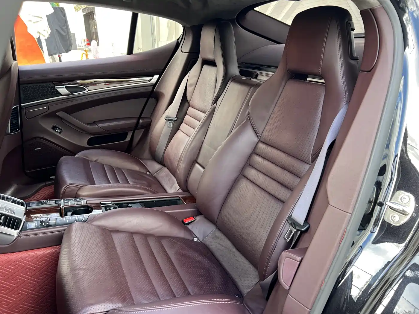 Porsche Panamera 2010 Porsche Panamera Turbo 4.8T фото 15