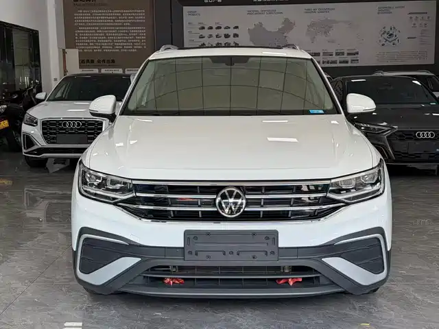 Volkswagen Tiguan L 2023 280TSI 2WD Trend Limited Edition — фото 2