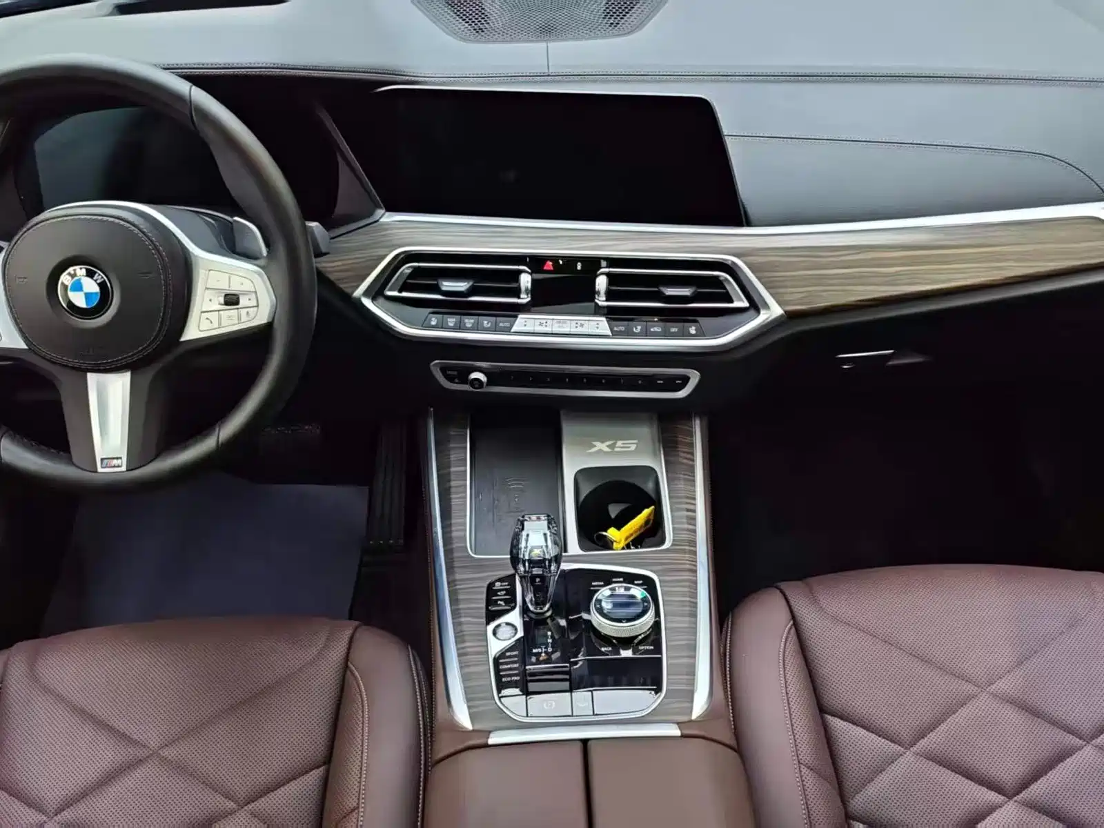 Photo 2 - BMW X5