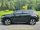 Photo 4 - Jeep Compass