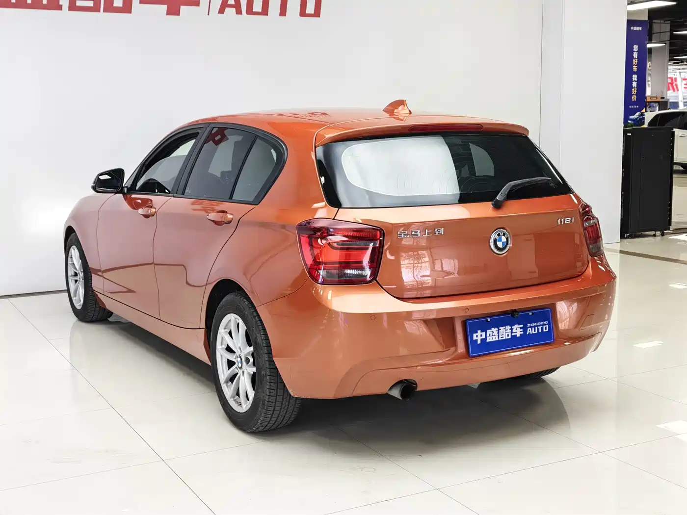 BMW 1 Series (Import) 2013 Facelift 118i Leading Model фото 6