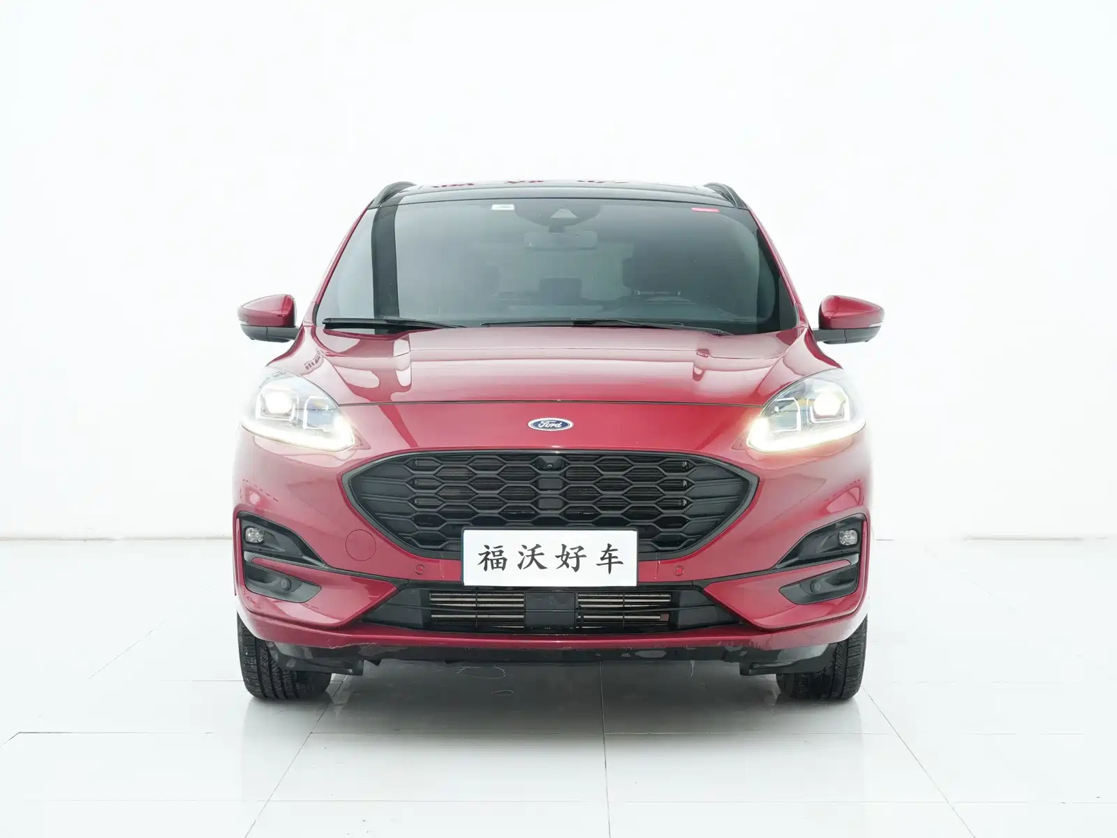 Фото 2 - Ford Escape